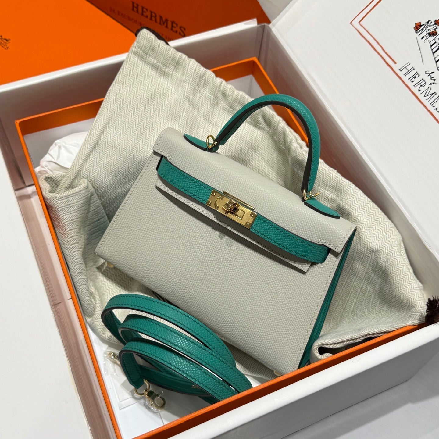 HM MINI KELLY 19 GRIS PERLE EPSOM 243140