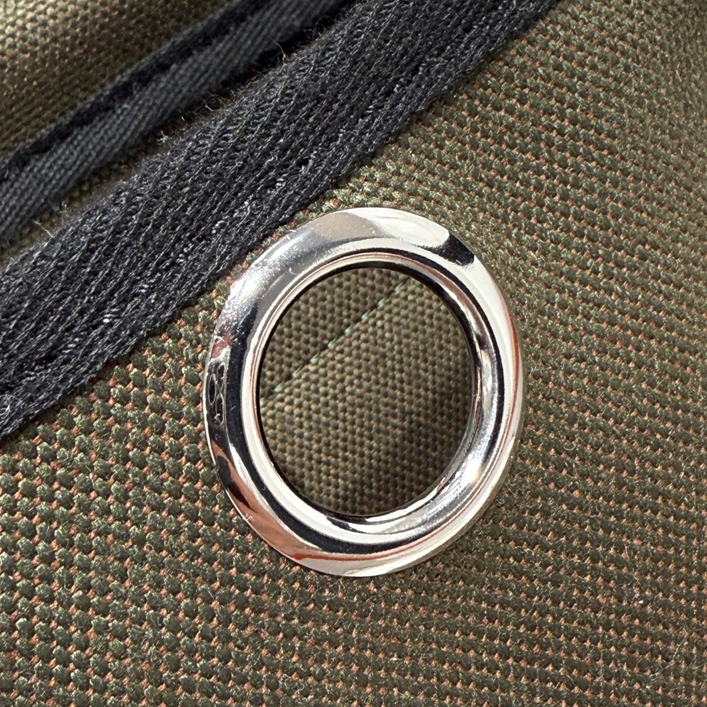 Sac à dos HM HERBAG avec boucle argentée, taille 20, toile verte armée et cuir de vache Hunter 243350