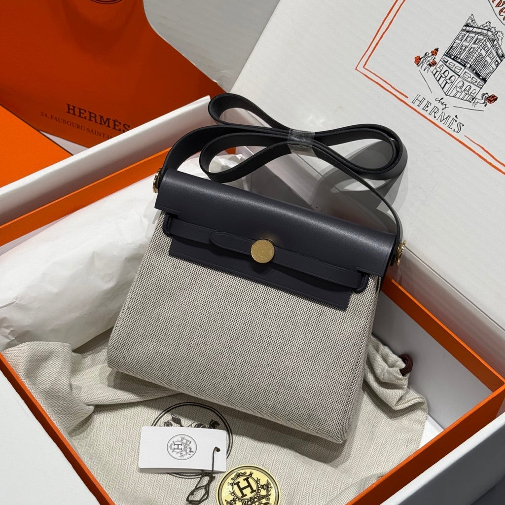 HM MINI HERBAG BOUCLE DORÉE 20 TOILE GRIS BEIGE ET CUIR DE VACHE HUNTER 243285