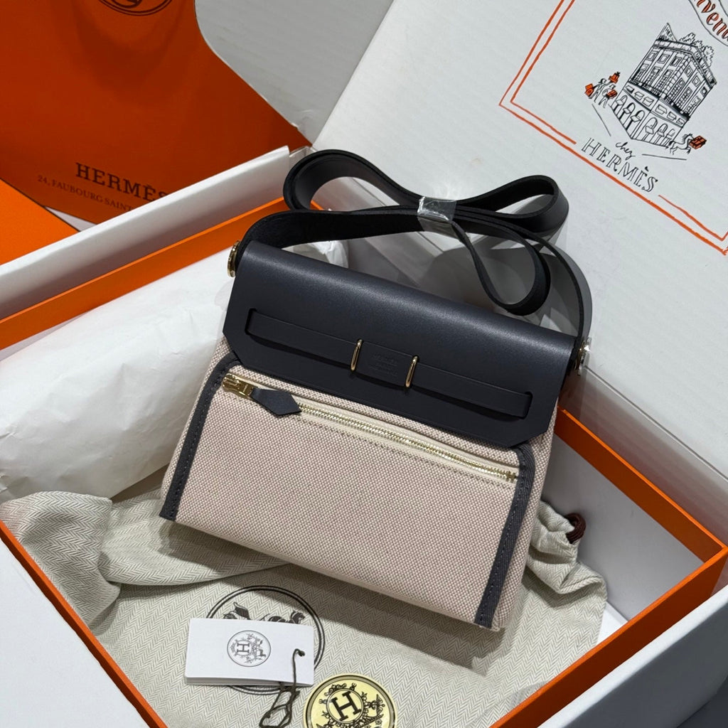 Sac à main HM Mini Herbbag avec boucle dorée, toile crème et cuir de vache Hunter, taille 20, 243275