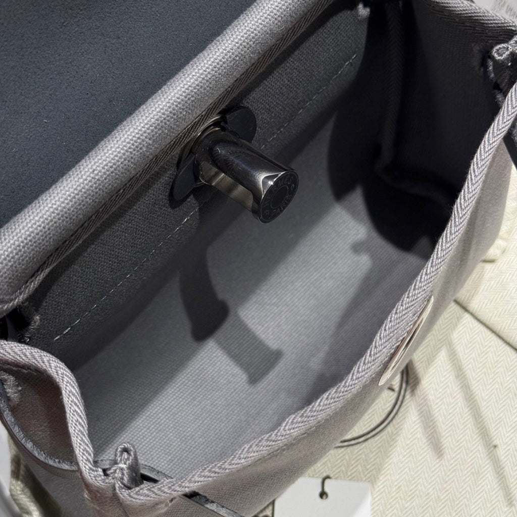 HM MINI HERBAG BOUCLE ARGENTÉE 20 TOILE GRISE ET CUIR DE VACHE HUNTER 243265