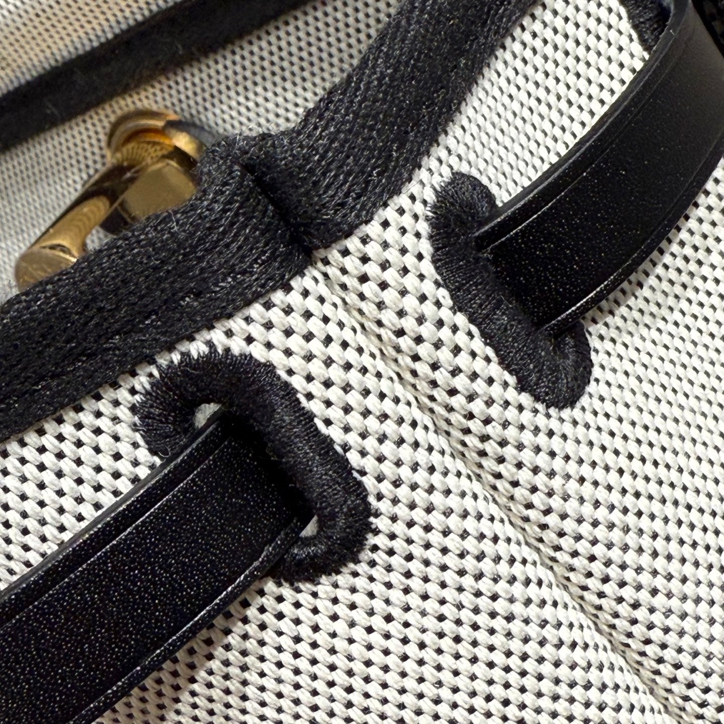 HM MINI HERBAG BOUCLE DORÉE 20 TOILE BLANCHE ÉCRU ET CUIR DE VACHE HUNTER 243226