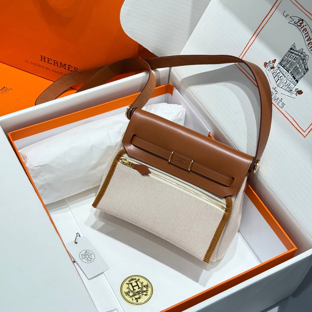 HM MINI HERBAG BOUCLE DORÉE 20 TOILE BEIGE ET CUIR DE VACHE HUNTER 243221