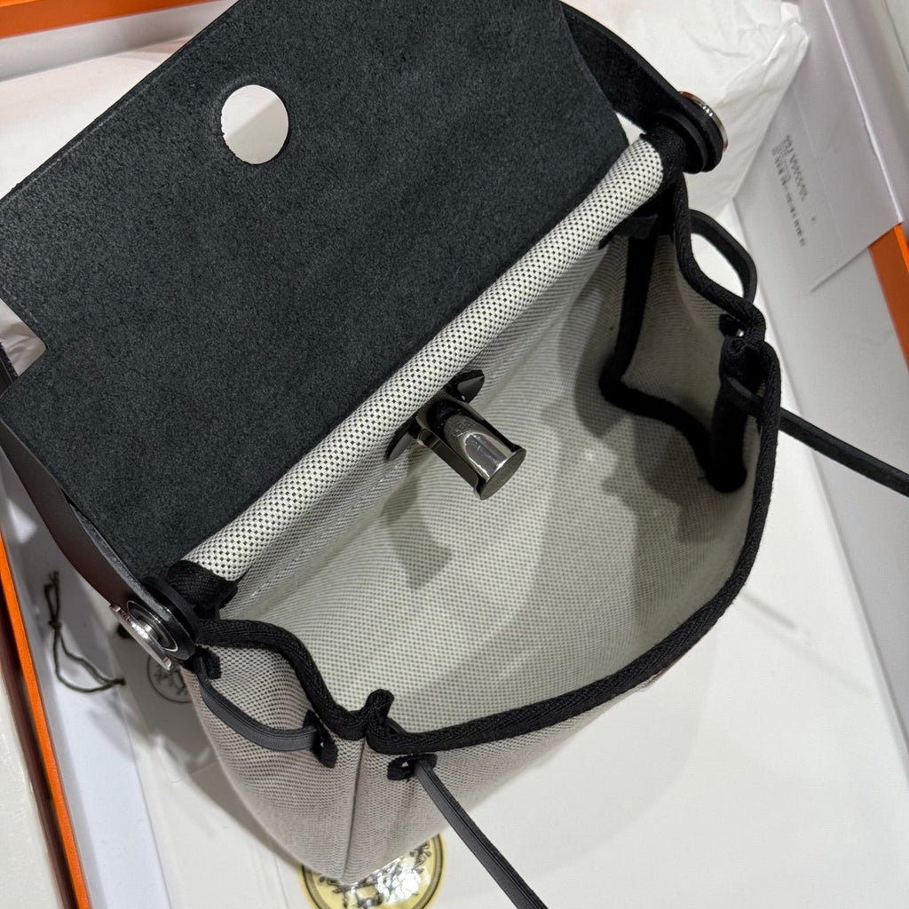 HM MINI HERBAG BOUCLE ARGENTÉE 20 TOILE BLANCHE ÉCRU ET CUIR DE VACHE HUNTER 243231