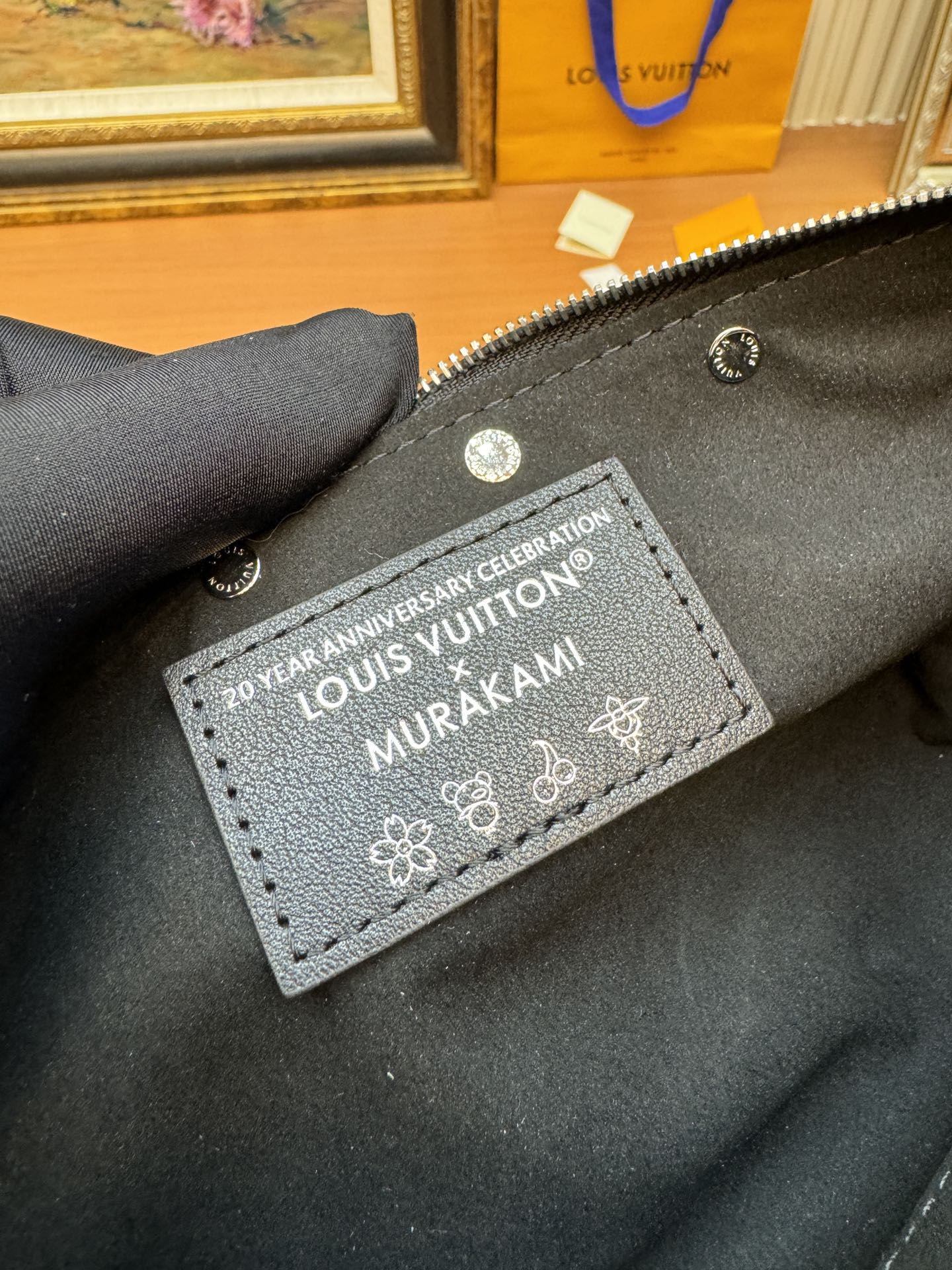 LV X TM POCHETTE ACCESSOIRES 22CM TOILE MONOGRAMME 206016