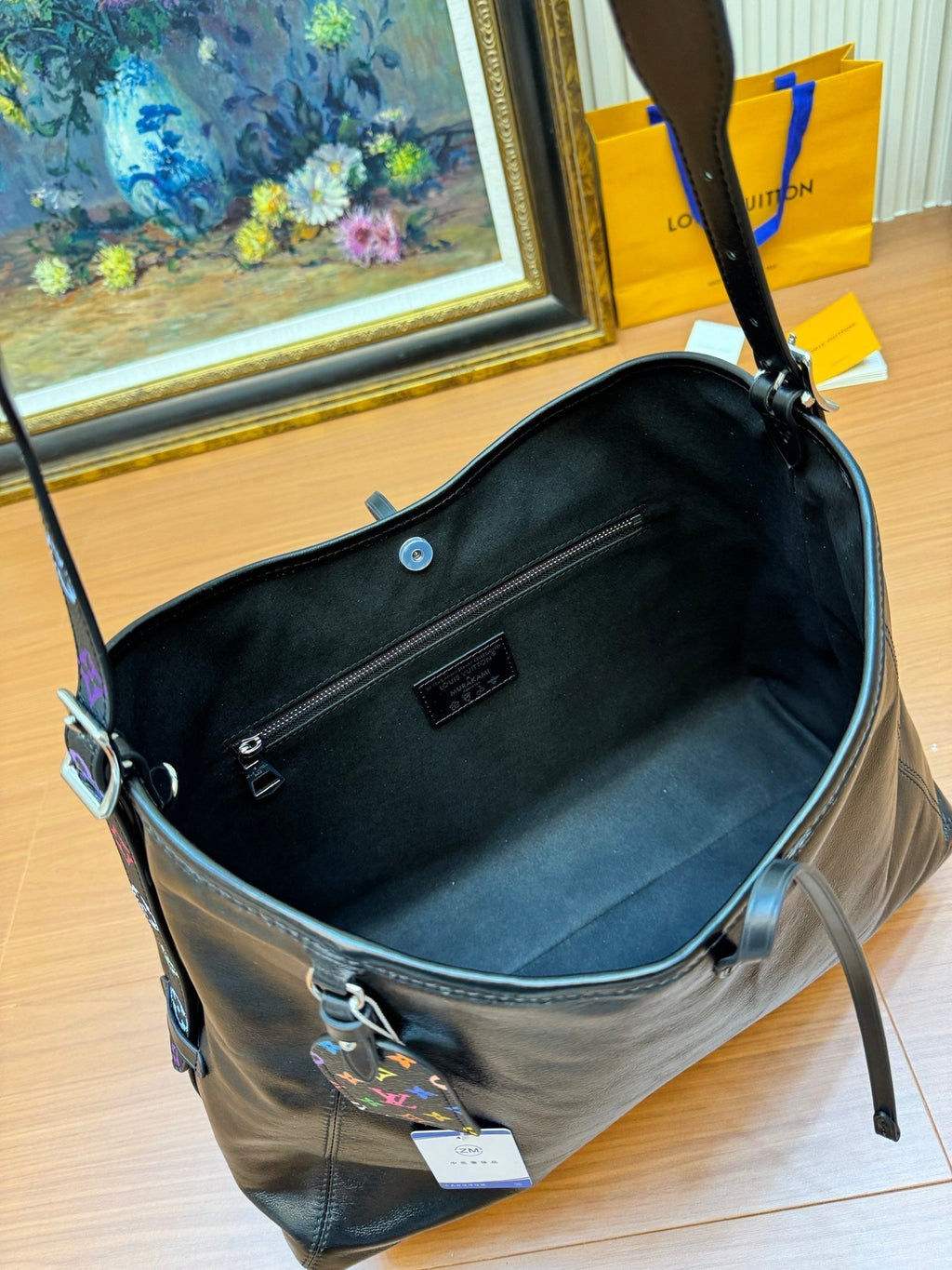 LV CARRYALL VIBE LV X TM 39CM BLACK SHEEPSKIN 206019