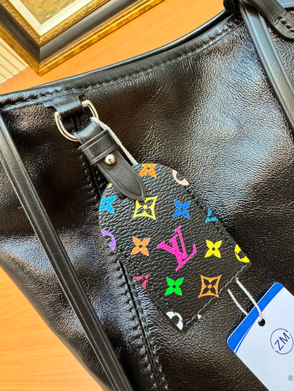 LV CARRYALL VIBE LV X TM 39CM BLACK SHEEPSKIN 206019