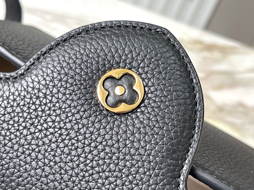 CAPUCINES BB 27 CUIR TAURILLON NOIR ACIER DORÉ