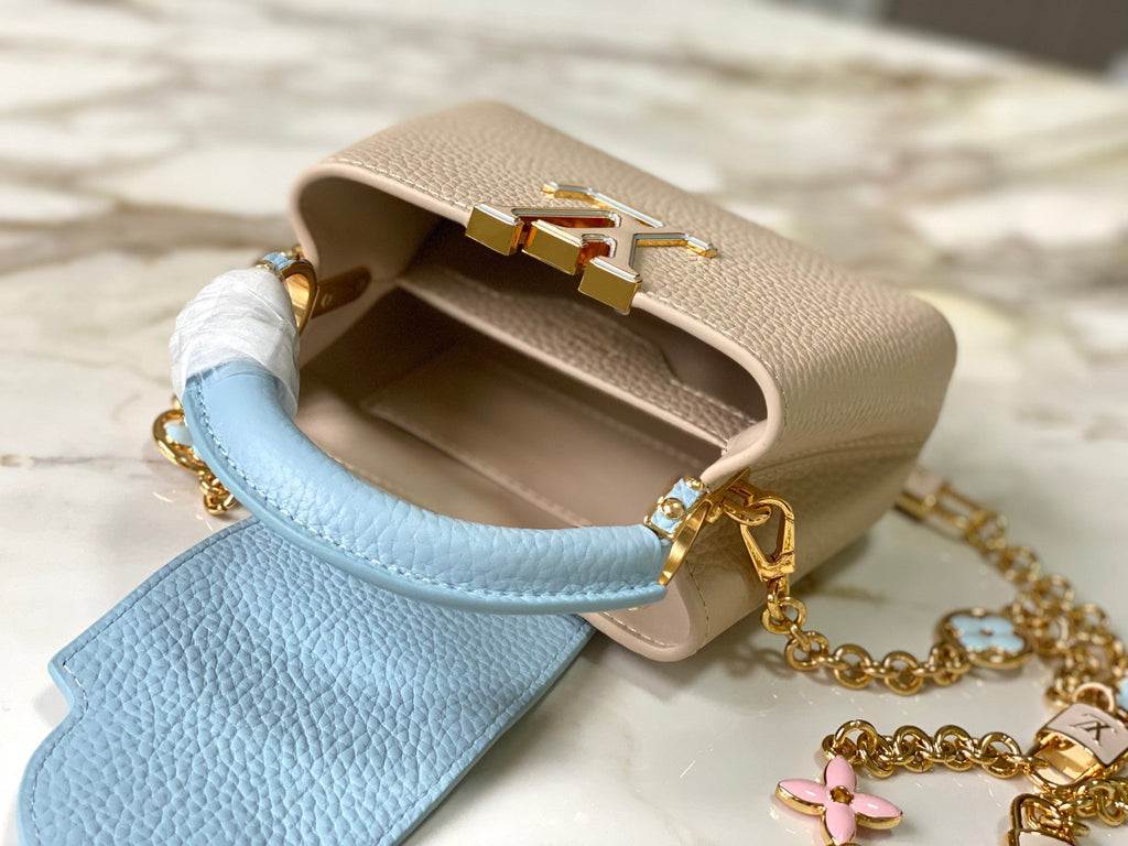 CAPUCINES NANO 16 BEIGE BLEU NUAGE CUIR TAURRILON QUINCAILLERIE DORÉ