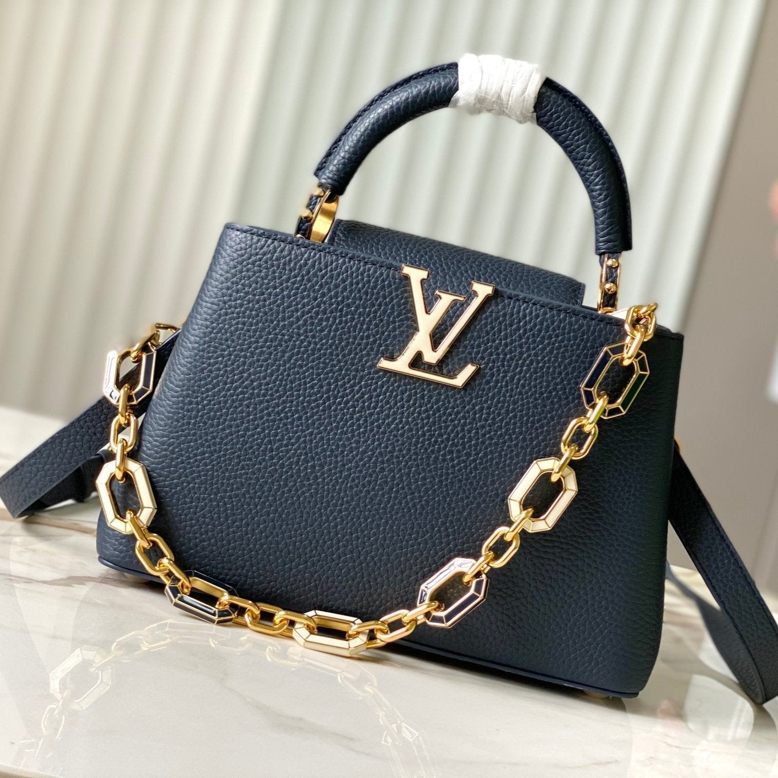 CAPUCINES BB 27CM CUIR TAURILLON BLEU FONCÉ