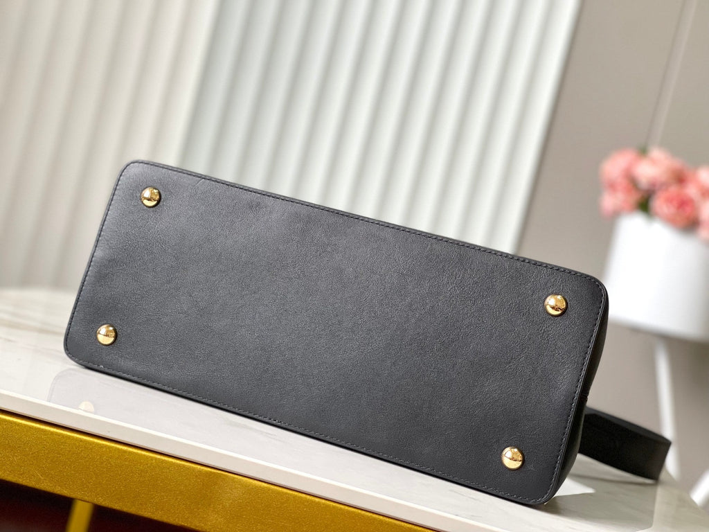 CAPUCINES GM 38CM CUIR TAURILLON NOIR