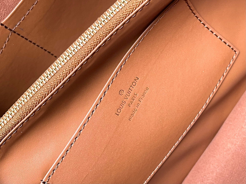 CAPUCINES GM 38CM CUIR TAURILLON MARRON ORANGE