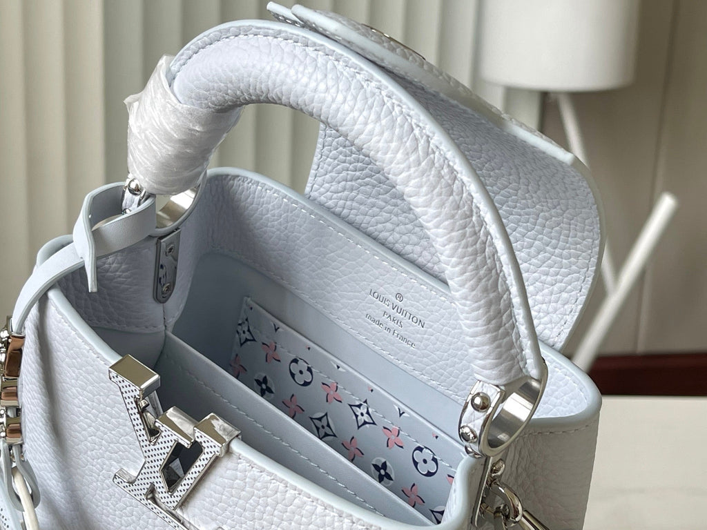 CAPUCINES MINI 21 EN GRIS CHROME QUINCAILLERIE ARGENT TAURILLON