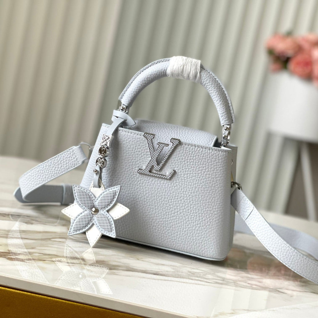 CAPUCINES MINI 21 EN GRIS CHROME QUINCAILLERIE ARGENT TAURILLON