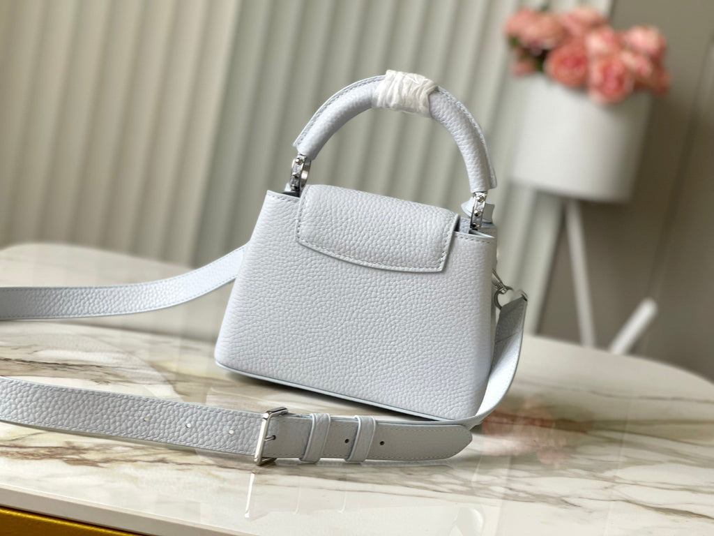 CAPUCINES MINI 21 EN GRIS CHROME QUINCAILLERIE ARGENT TAURILLON