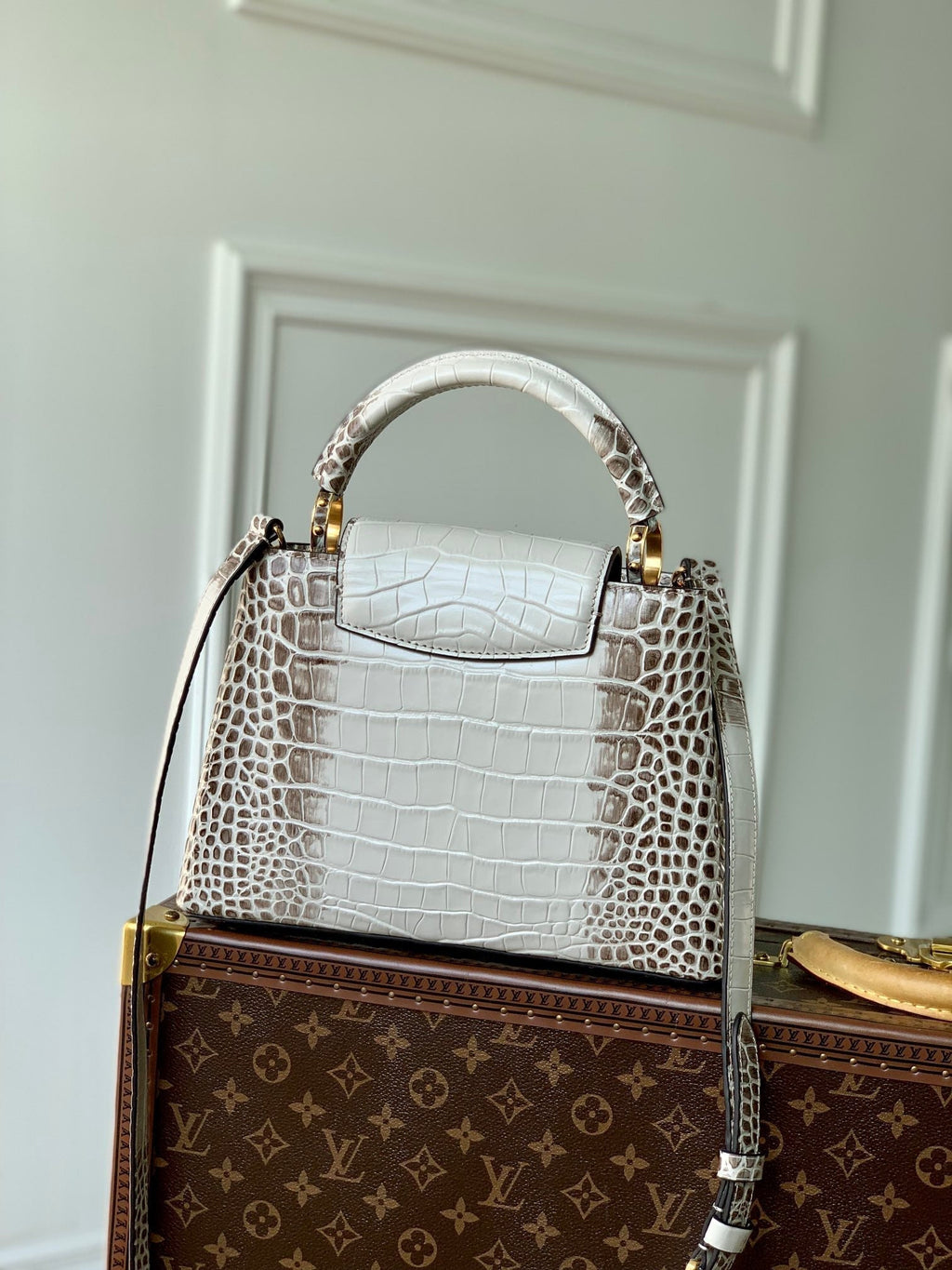 CAPUCINES BB 27 BLANC GRIS TAURILLON QUINCAILLERIE OR