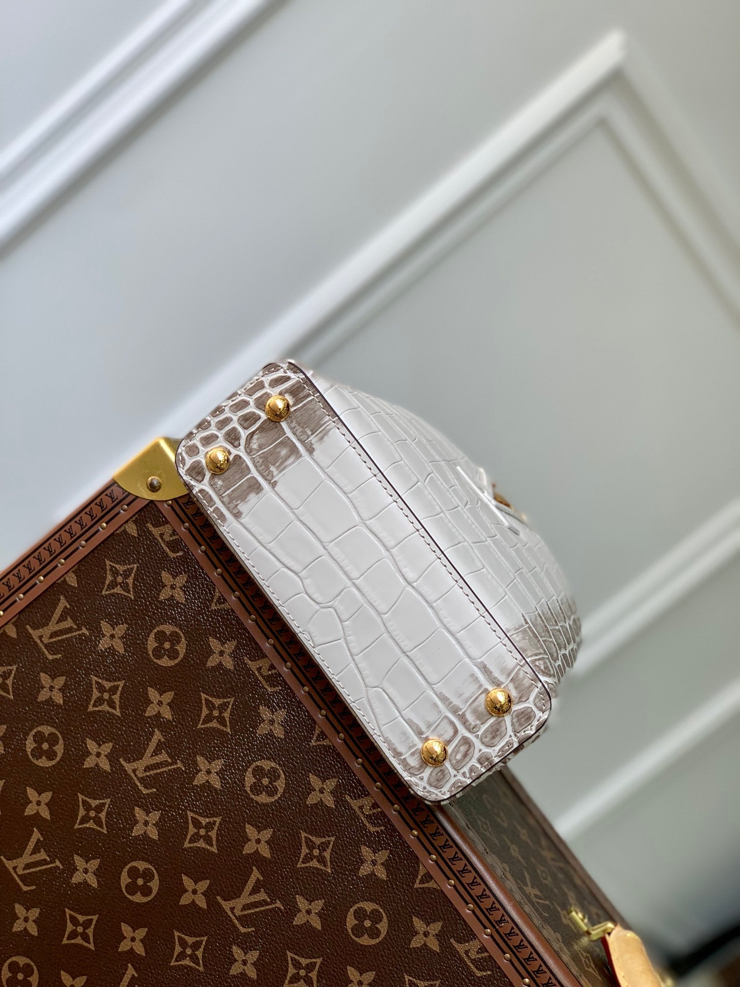 CAPUCINES MINI 21 BLANC GRIS CUIR DE VEAU EMBOSSÉ CROCODILE QUINCAILLERIE DORÉ