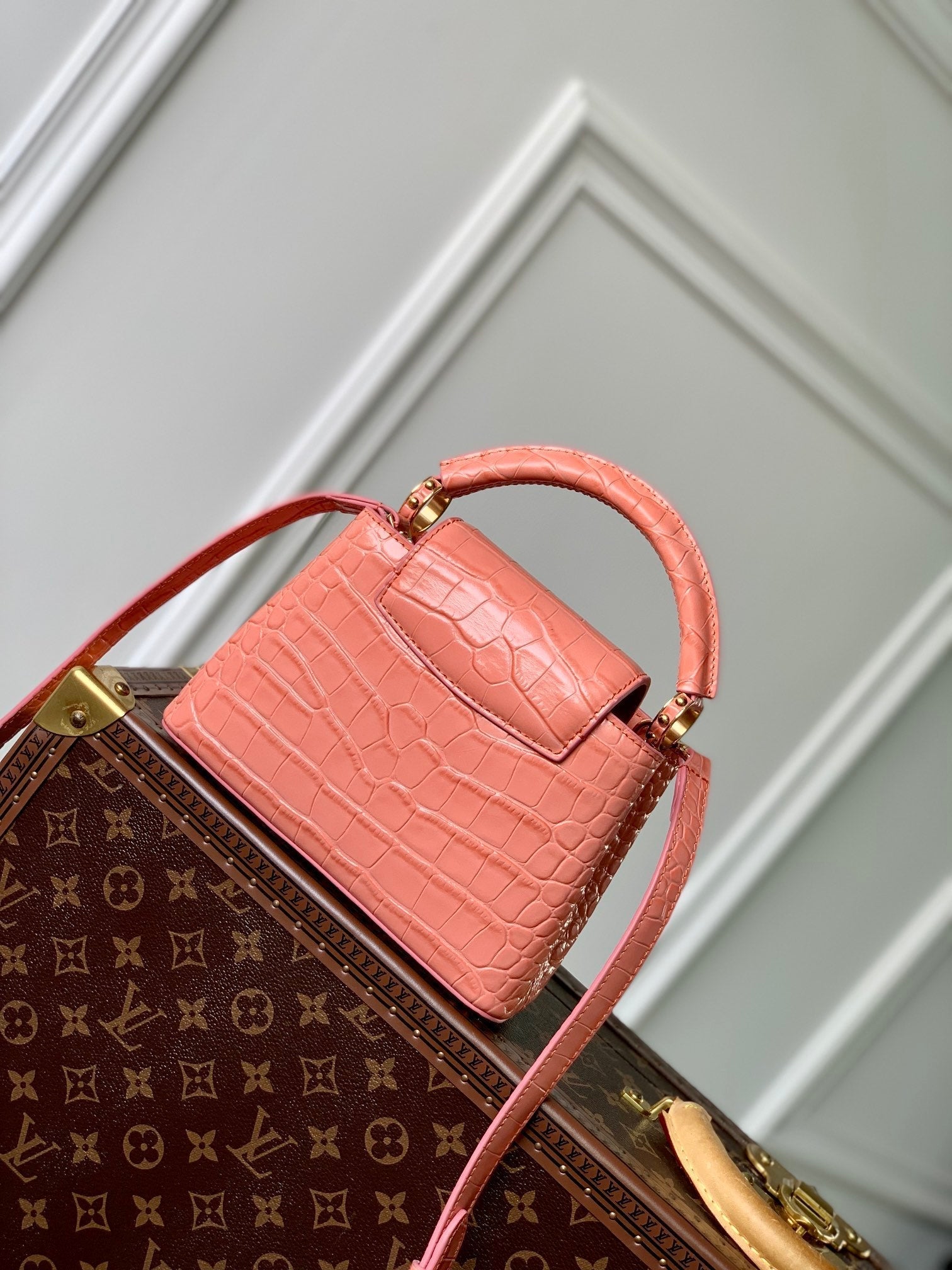 CAPUCINES MINI 21 CUIR DE VEAU EMBOSSÉ CROCODILE ROSE ORANGE ACIER DORÉ