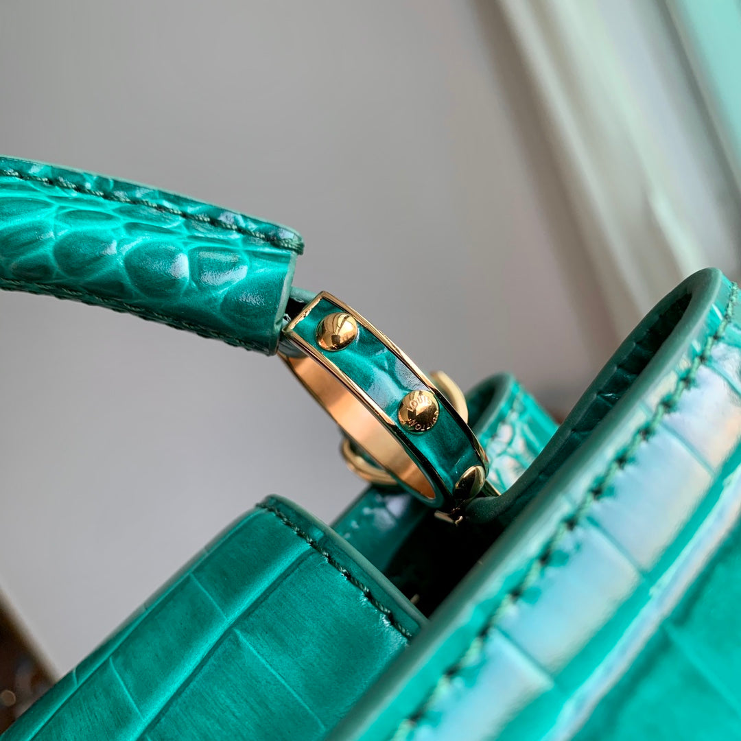 CAPUCINES MINI 21 CUIR DE VEAU VERT EMBOSSÉ CROCODILE QUINCAILLERIE DORÉE