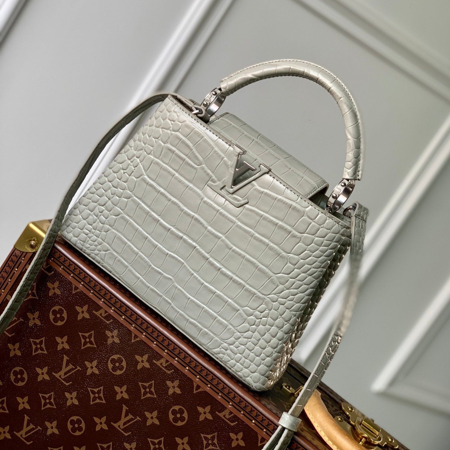 CAPUCINES BB 27 GRIS TAURILLON ARGENT QUINCAILLERIE