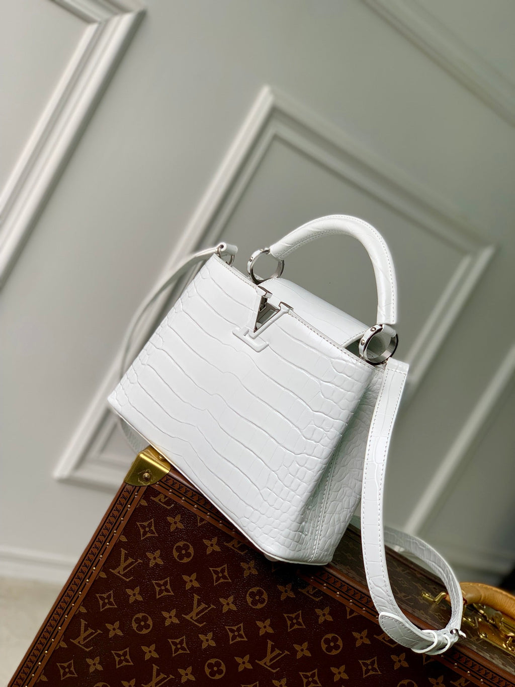 CAPUCINES BB 27 BLANC TAURILLON QUINCAILLERIE ARGENT