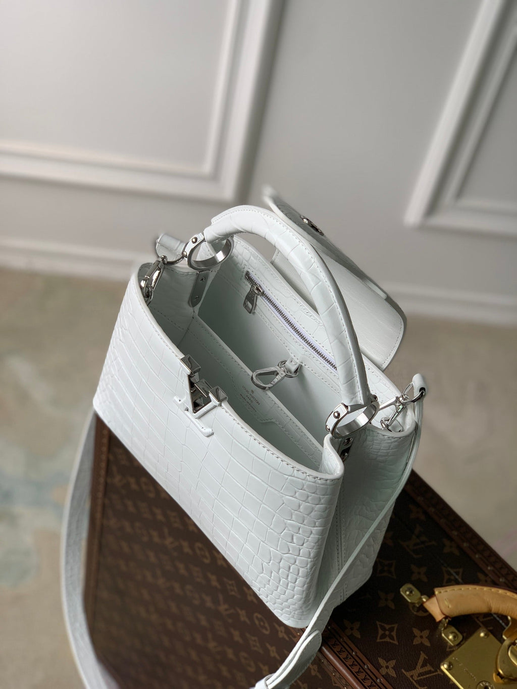 CAPUCINES BB 27 BLANC TAURILLON QUINCAILLERIE ARGENT