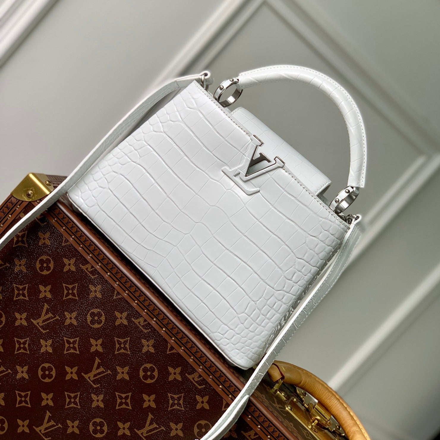 CAPUCINES BB 27 BLANC TAURILLON QUINCAILLERIE ARGENT