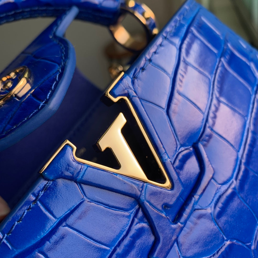 CAPUCINES MINI 21 CUIR DE VEAU EMBOSSÉ CROCODILE BLEU COBALT ACIER DORÉ