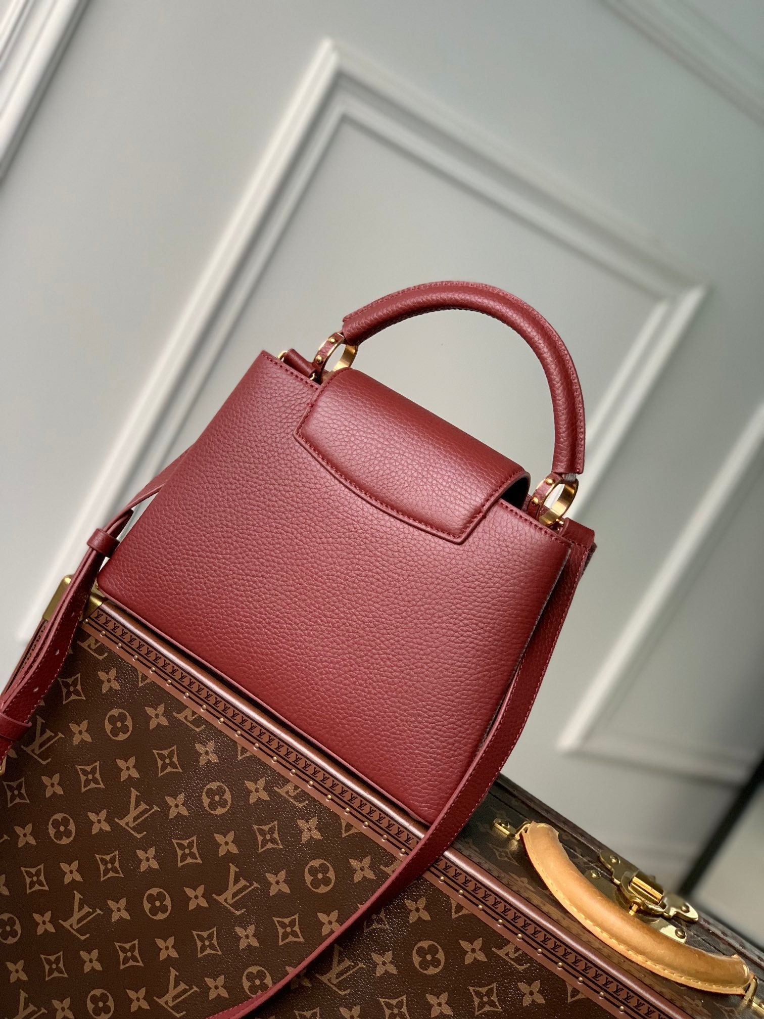 CAPUCINES BB 27 BORDEAUX TAURILLON NACRE QUINCAILLERIE DOREE