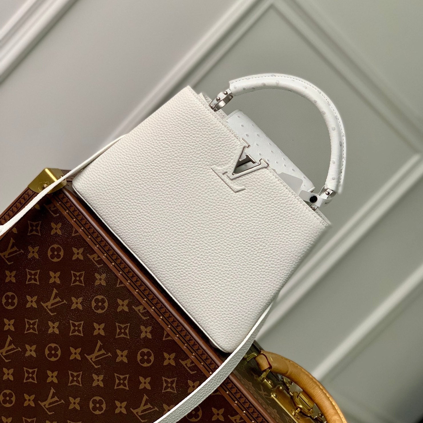 CAPUCINES BB 27 BLANC TAURILLON TURQUOISE QUINCAILLERIE ARGENTÉE