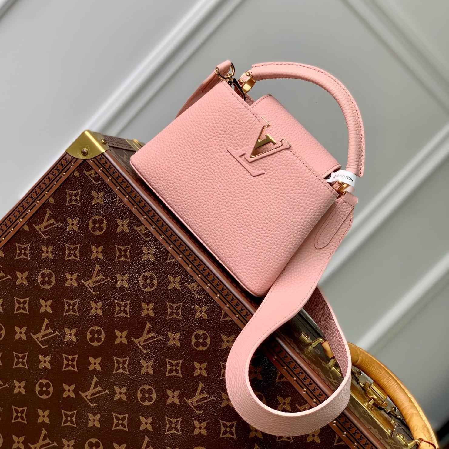 CAPUCINES MINI 21 CUIR TAURILLON ROSE QUINCAILLERIE DORÉ