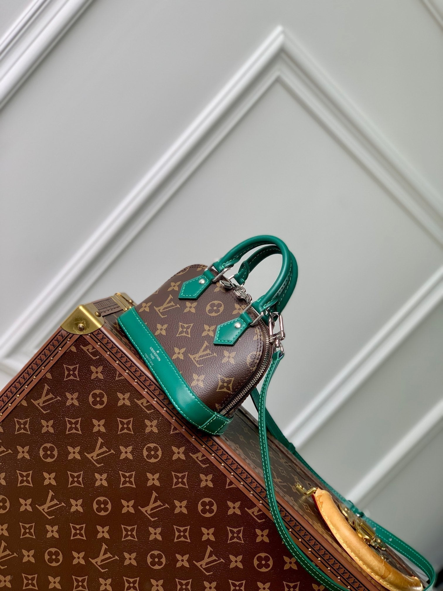 ALMA NANO 18 TOILE MONOGRAMME CUIR DE VEAU VERT FONCÉ 