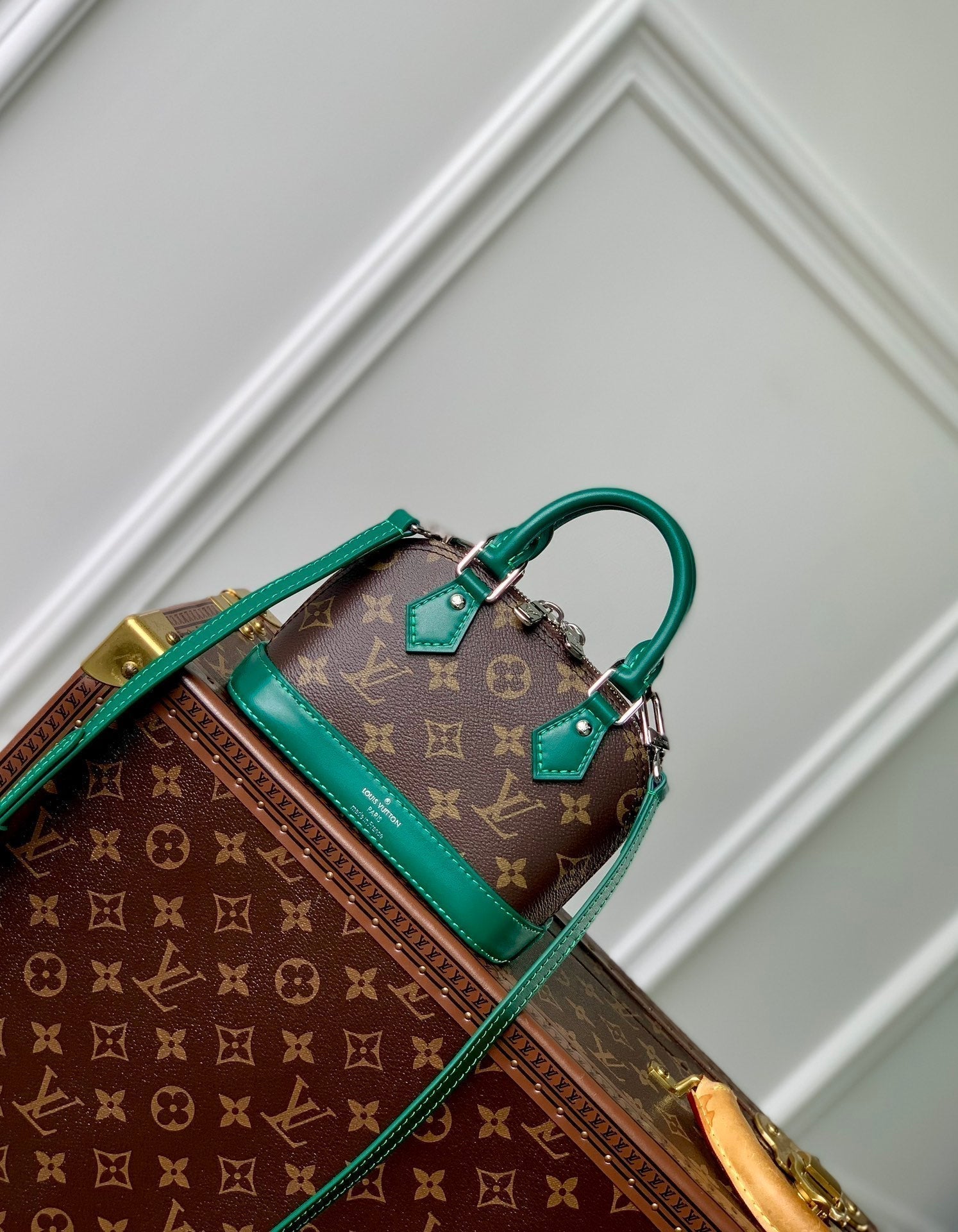 ALMA NANO 18 TOILE MONOGRAMME CUIR DE VEAU VERT FONCÉ 