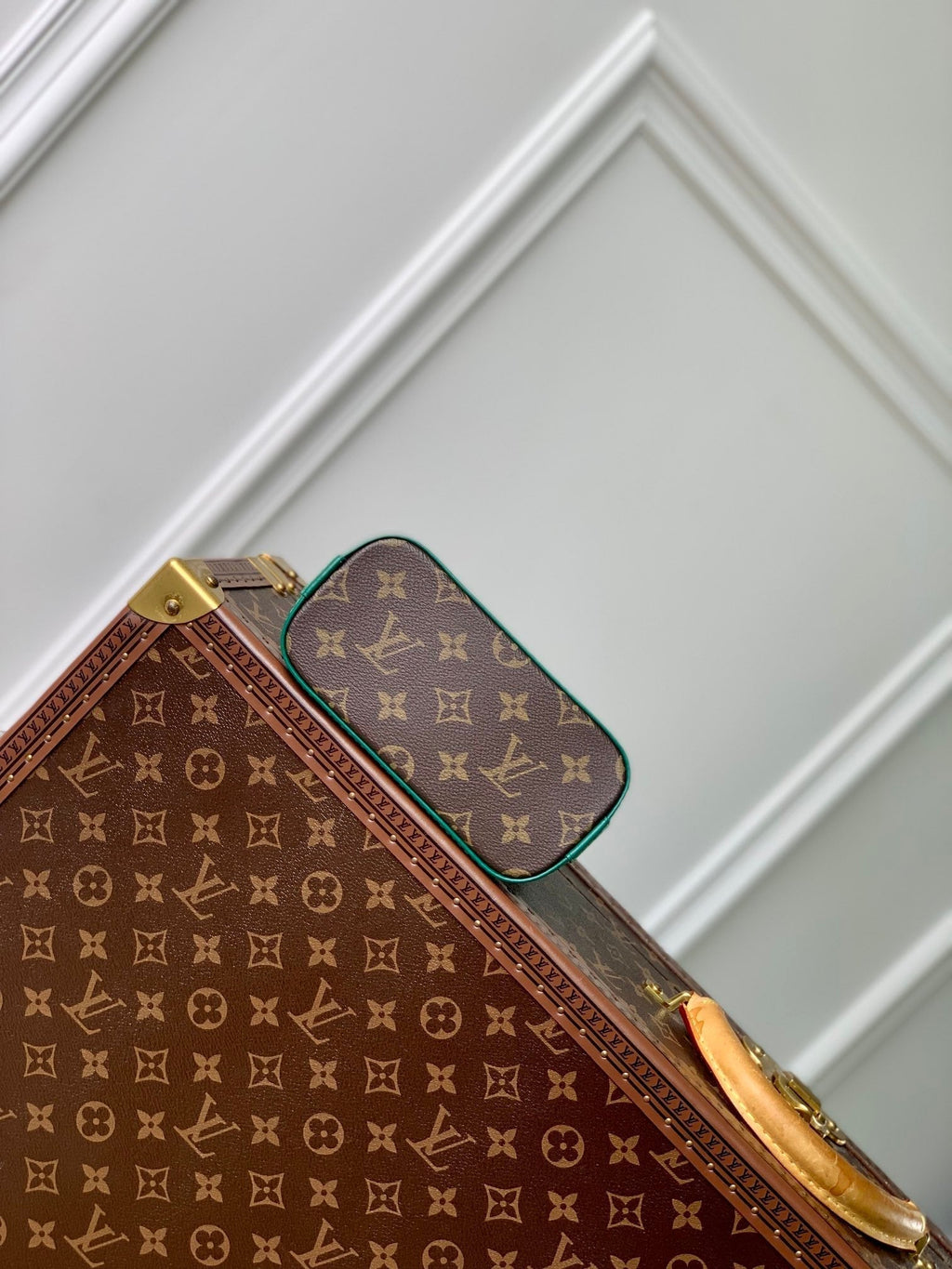 ALMA NANO 18 TOILE MONOGRAMME CUIR DE VEAU VERT FONCÉ 