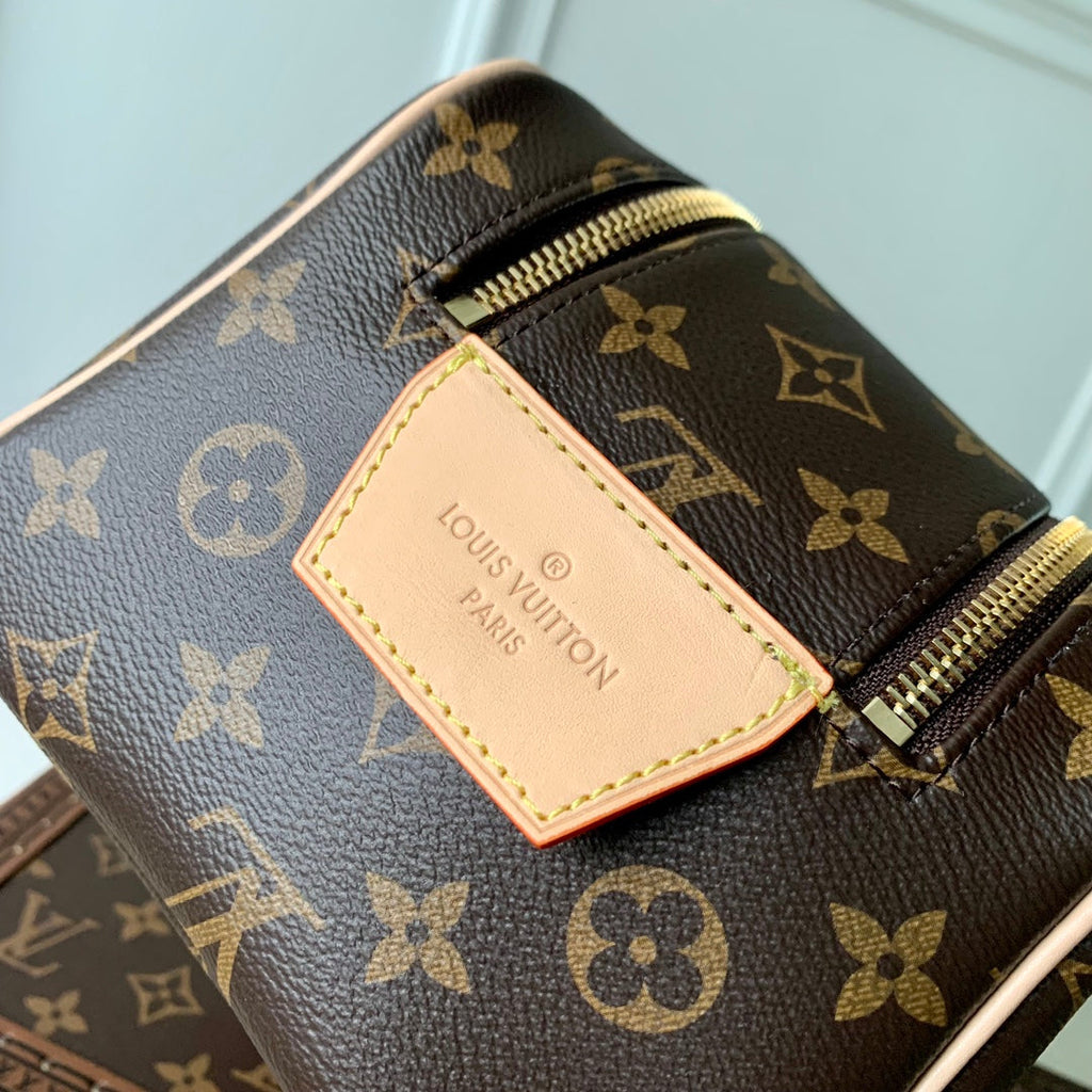 KIT DOPP 28 EN TOILE MONOGRAMME MARRON