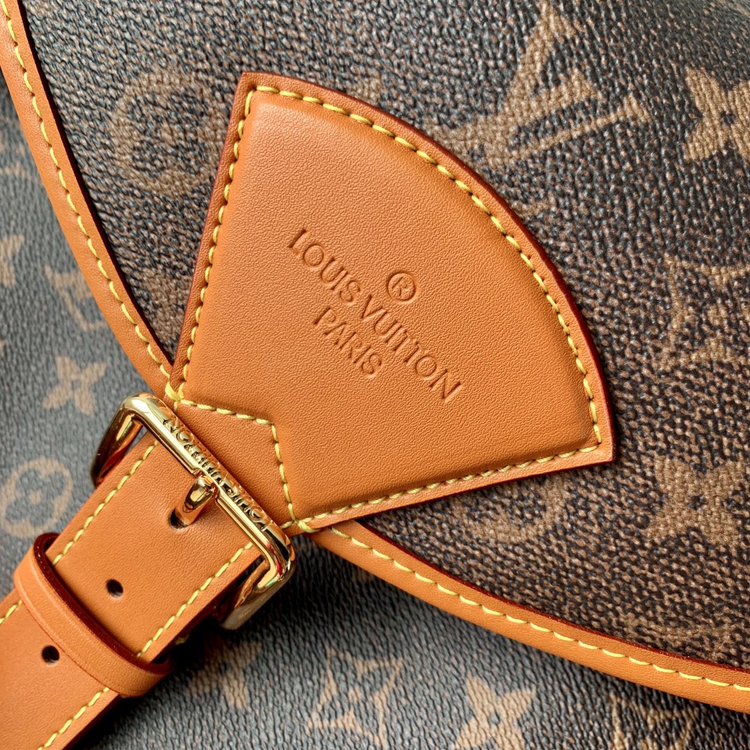 LV MONTSOURIS 32 BROWN MONOGRAM