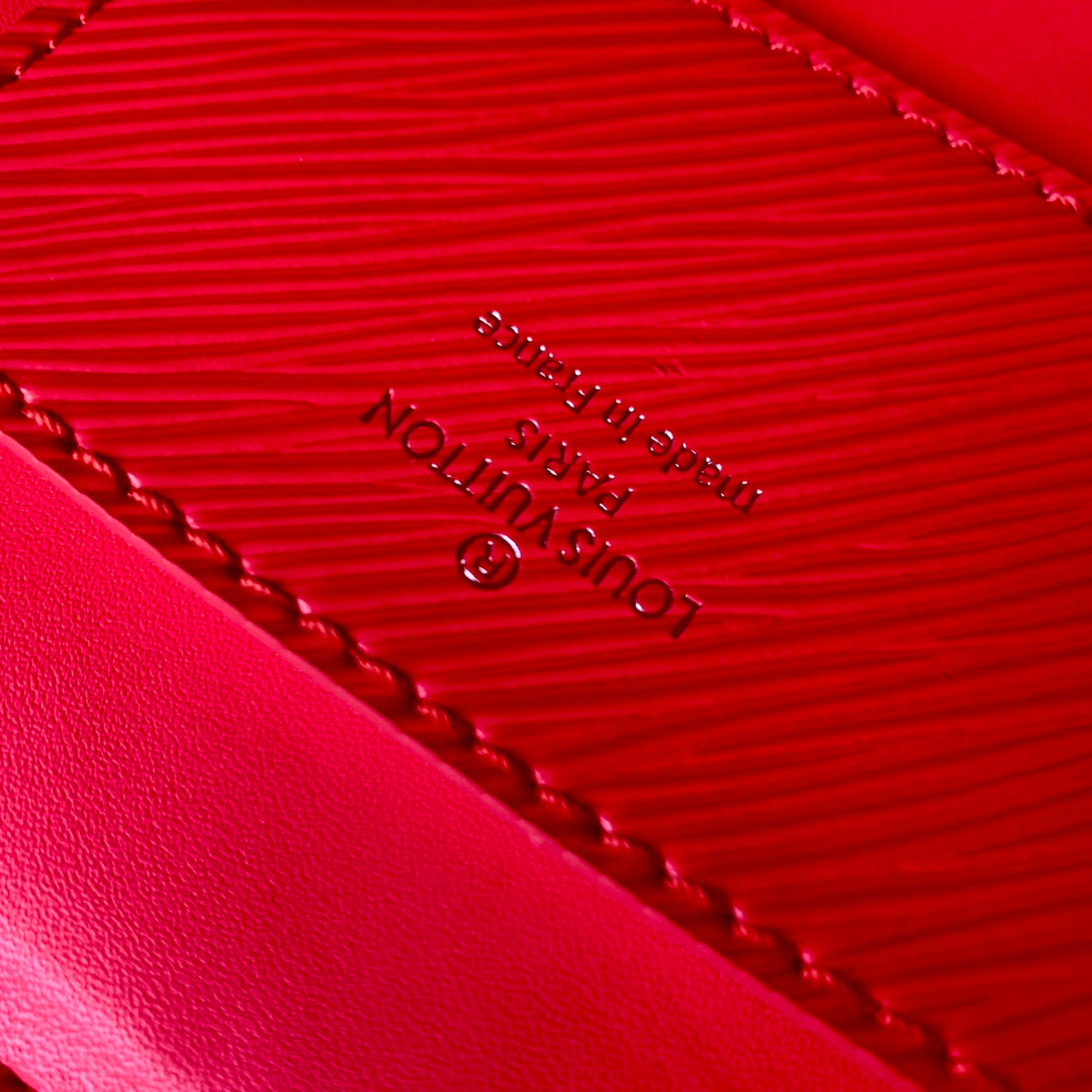 TWIST MM 23CM CUIR GRAINÉ ÉPI ROUGE