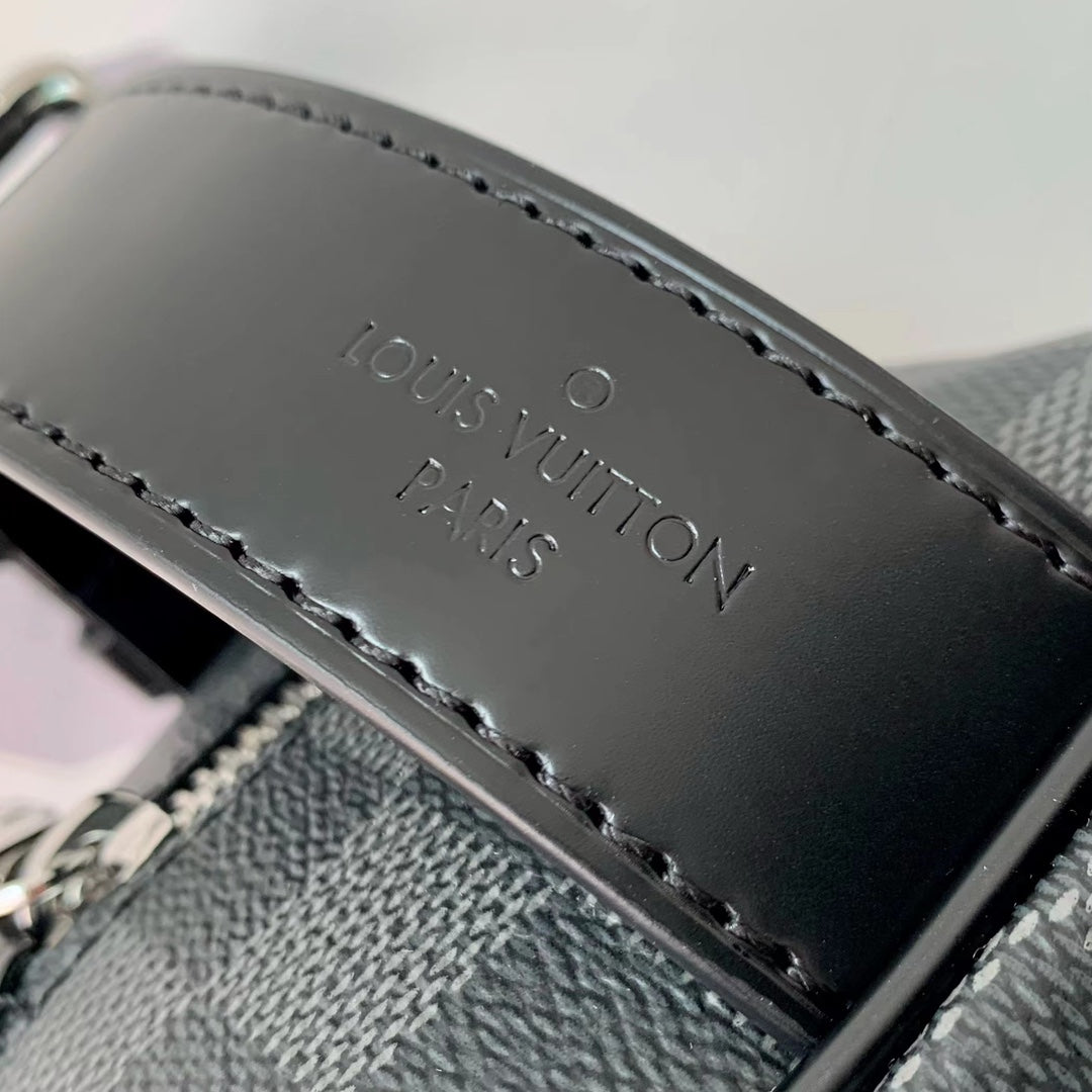 LOCKER DOPP KIT 23 EN TOILE DAMIER GRAPHITE GRIS NOIR