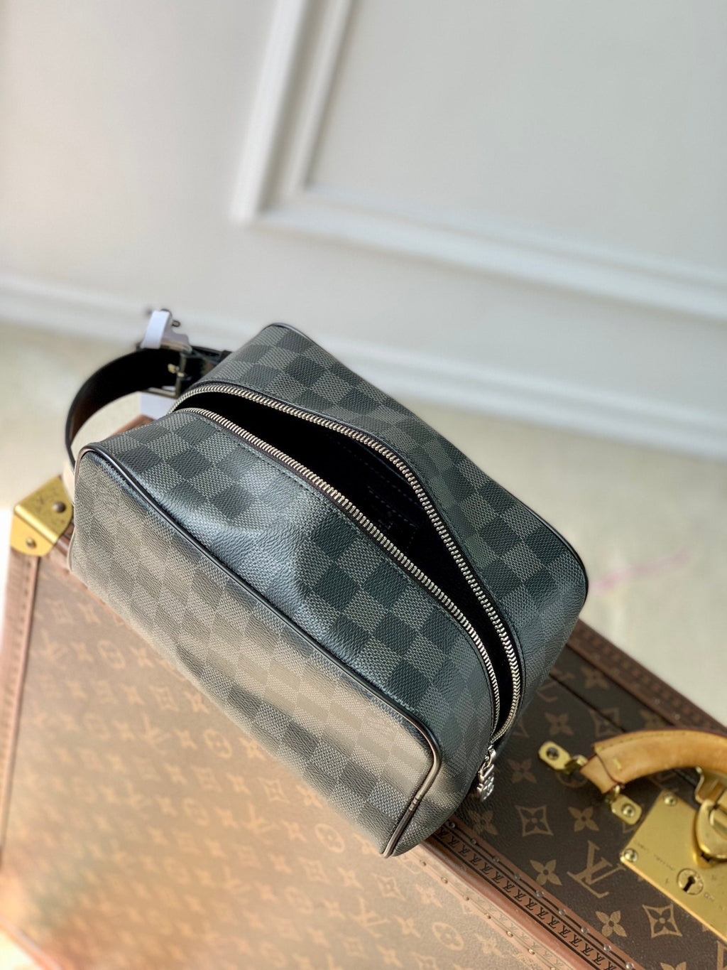LOCKER DOPP KIT 23 EN TOILE DAMIER GRAPHITE GRIS NOIR