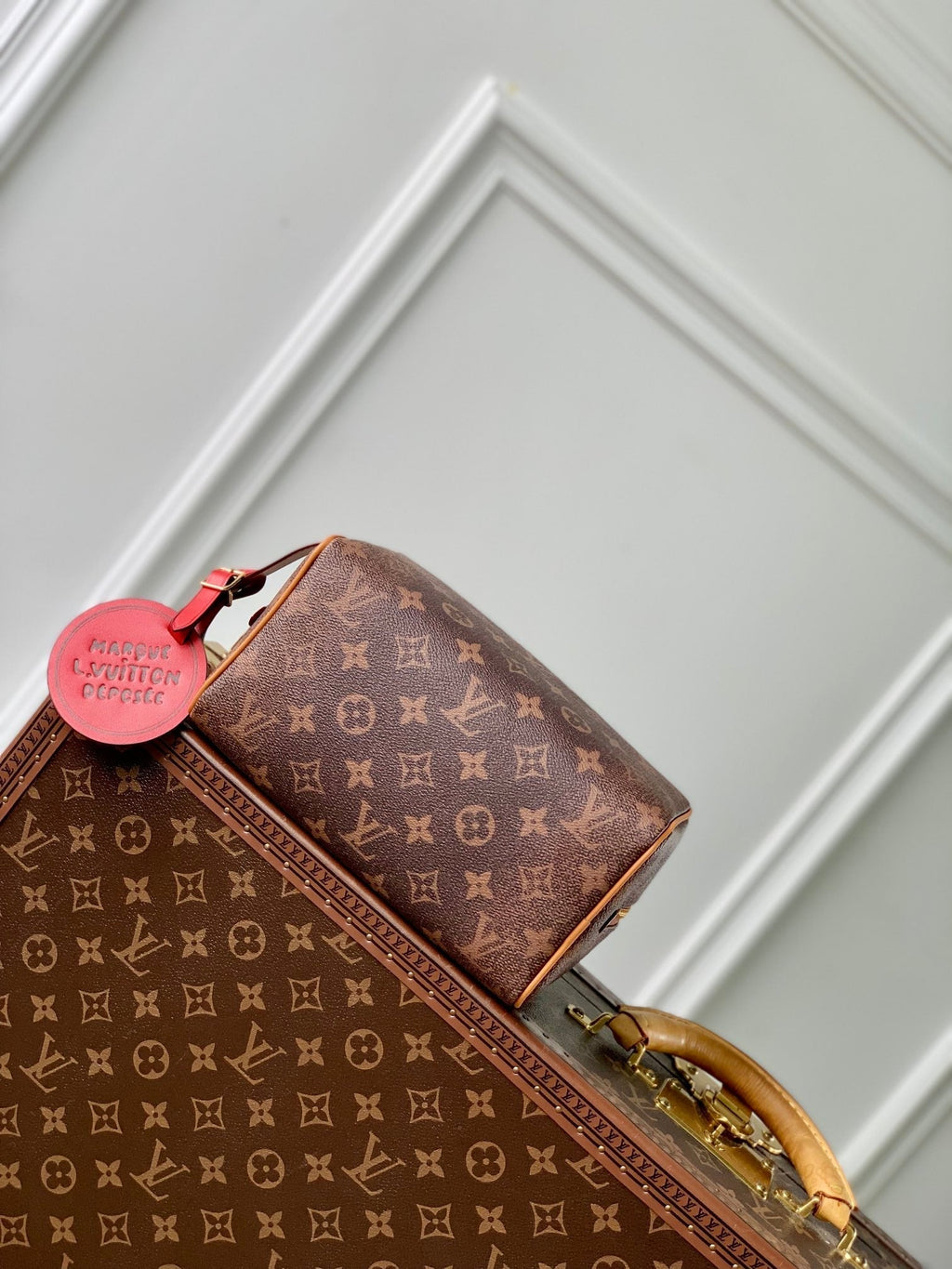 LV LOCKER DOPP KIT 23 MONOGRAMME MARRON