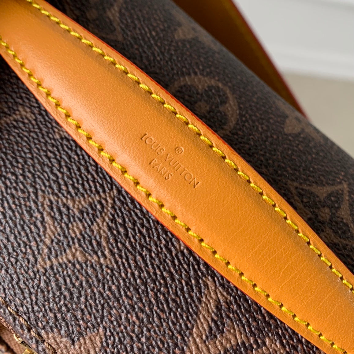 SAC BANANE LV RUSH MONOGRAMME MARRON