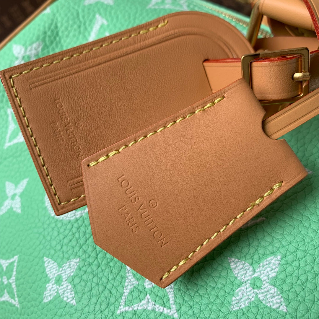 SPEEDY P9 BANDOULIÈRE 40CM CUIR DE VEAU VERT