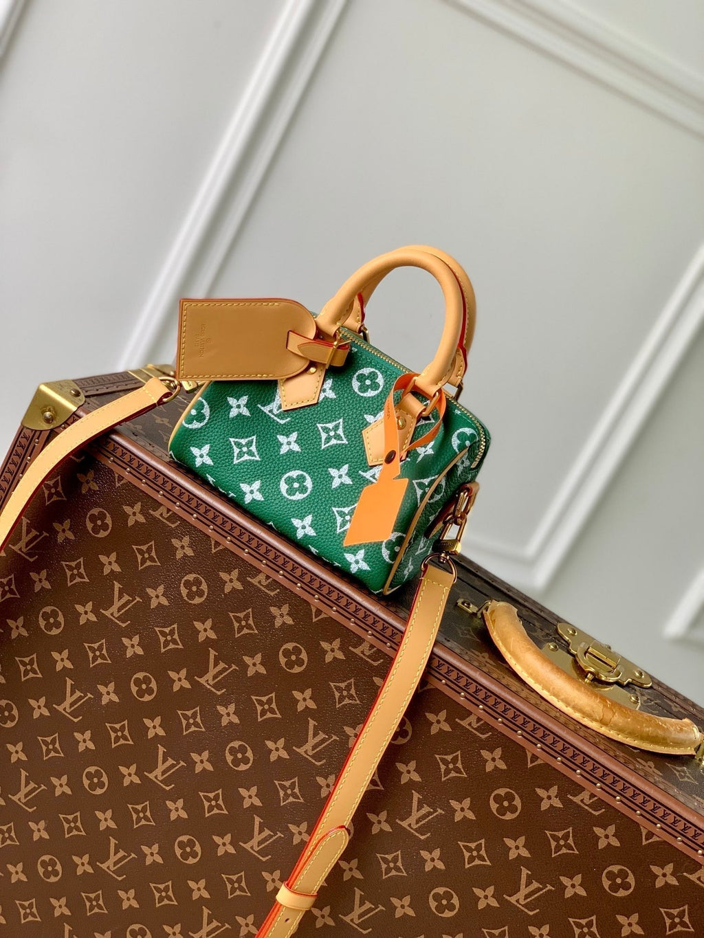 SPEEDY P9 BANDOULIÈRE 18CM CUIR DE VEAU VERT