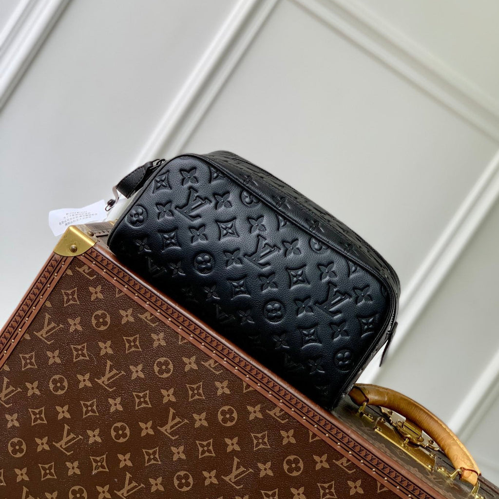 KIT DOPP 28 EN OMBRE MONOGRAMME NOIRE