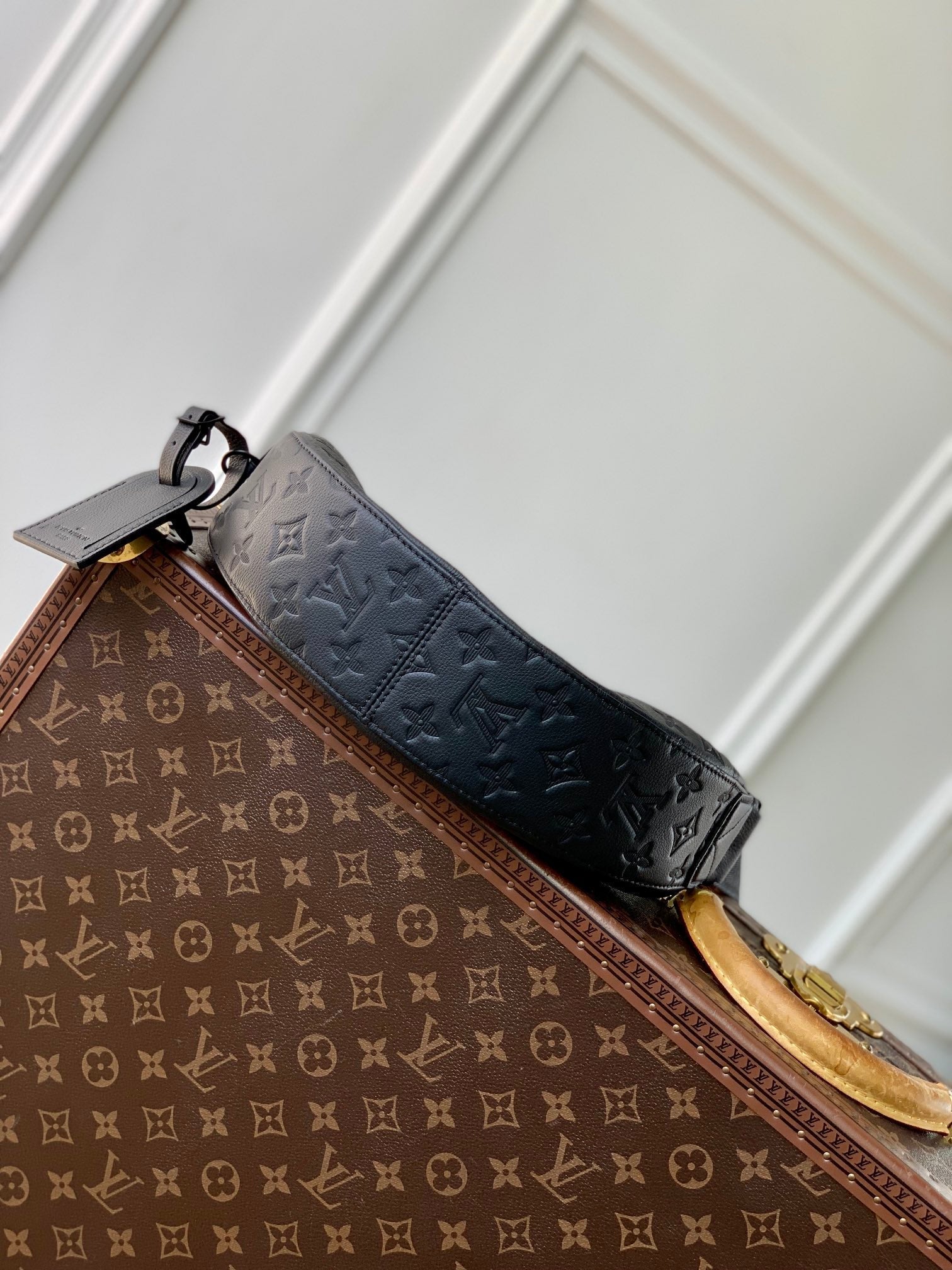 SAC HAMAC 28 EN MONOGRAMME NOIR SHADOW