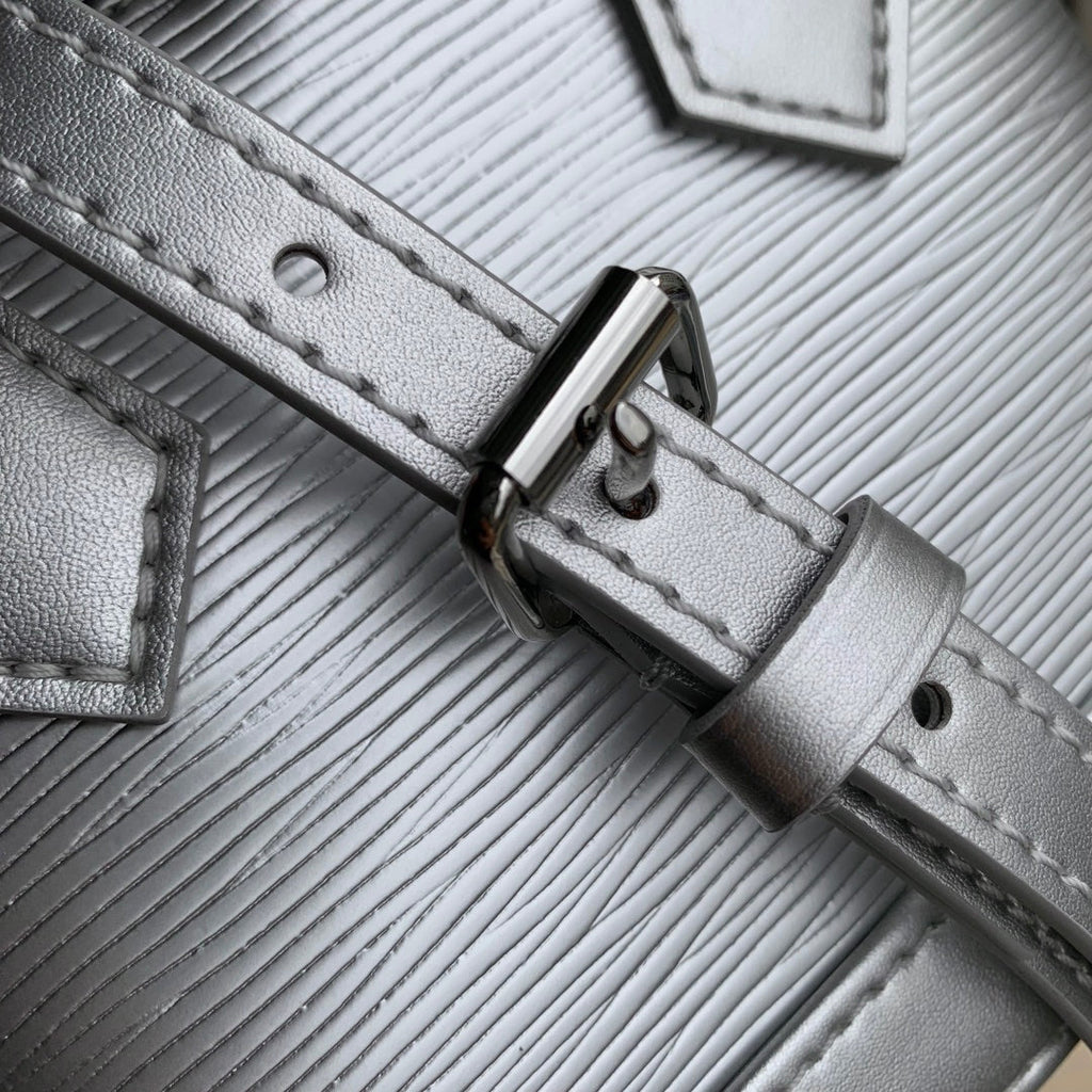LV NANO ALMA 18 CUIR ÉPI ARGENT