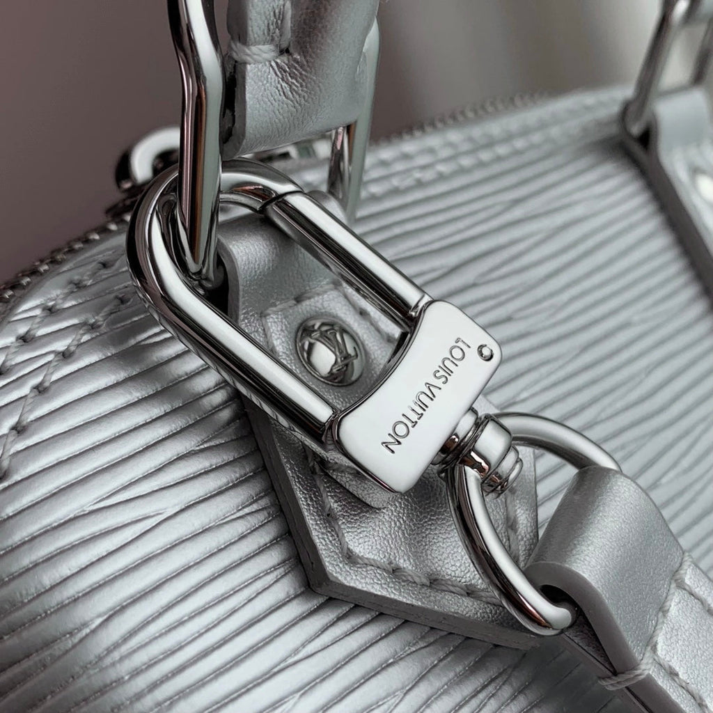 LV NANO ALMA 18 CUIR ÉPI ARGENT