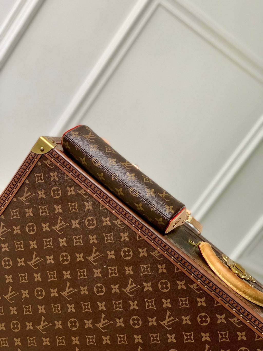 LV POCHETTE TIRETTE 22 BROWN MONOGRAM