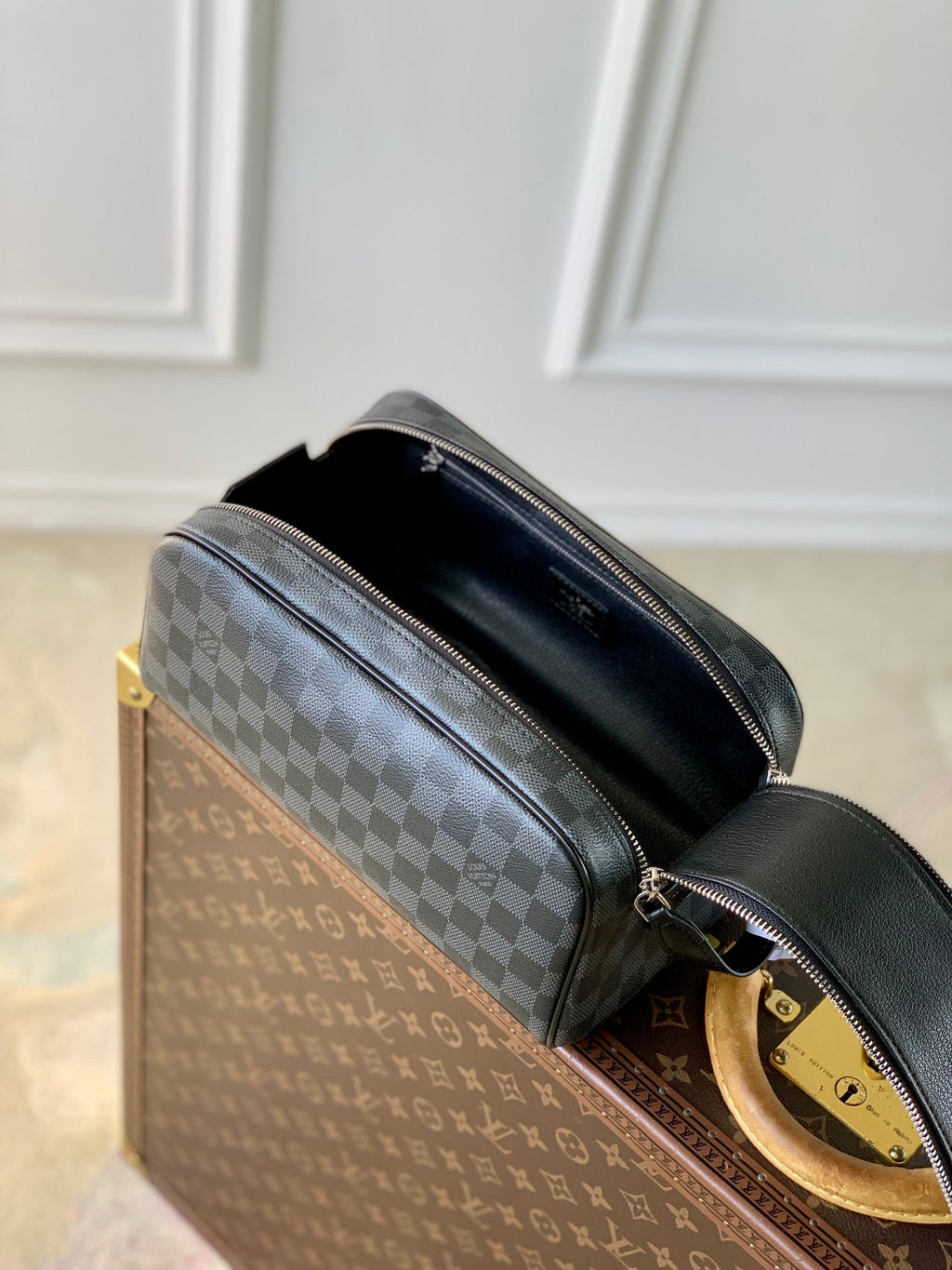 KIT DOPP 28 EN TOILE DAMIER GRAPHITE NOIR