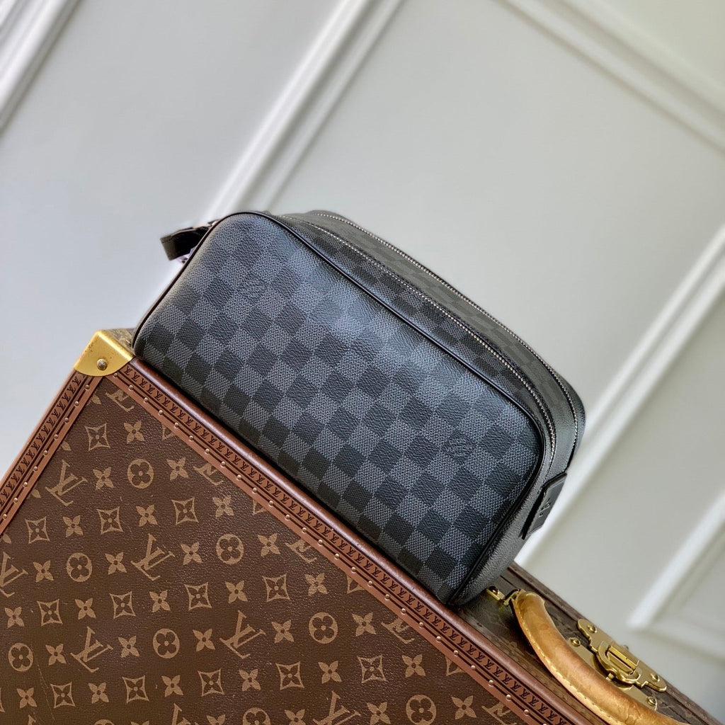 KIT DOPP 28 EN TOILE DAMIER GRAPHITE NOIR